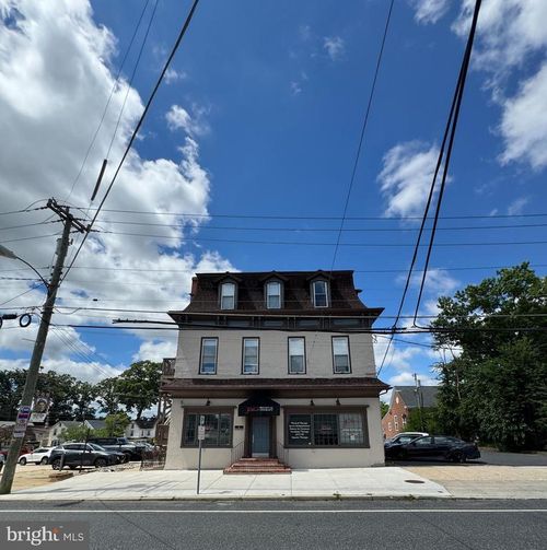 8 N Broadway, Pitman, NJ, 08071-1034 | Card Image