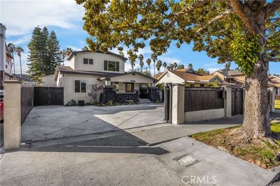 5th Avenue, House other with 5 bedrooms, 4 bathrooms and null parking in Los Angeles CA | Image 1