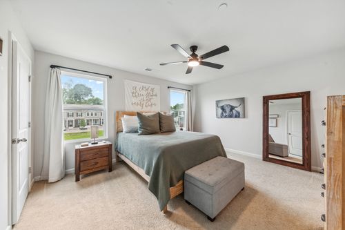 105 Grayson Cir, Chapel Hill, TN, 37034-2138 | Card Image