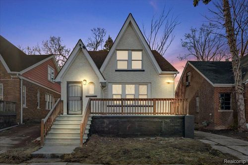 13368 Maiden St, Detroit, MI, 48213-2692 | Card Image