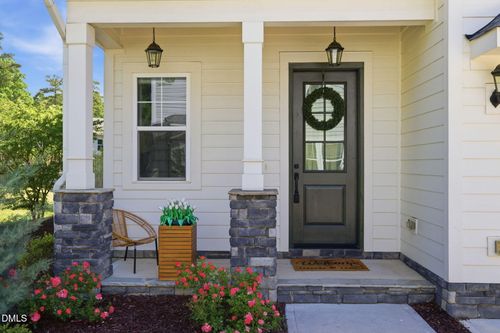 142 Cotten Dr, Morrisville, NC, 27560-9341 | Card Image