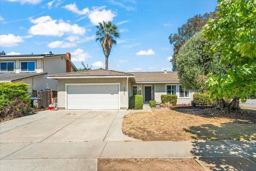4584 Thousand Oaks Drive, San Jose, CA, 95136 | Card Image