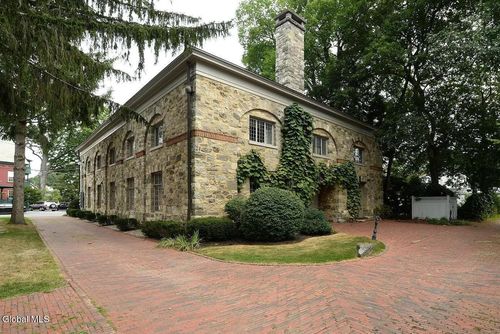unit-2-14 Talford Pl, Saratoga Springs, NY, 12866-3426 | Card Image