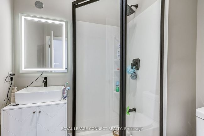 122 Latta Dr, House other with 1 bedrooms, 3 bathrooms and 20 parking in Plainfield ON | Image 23
