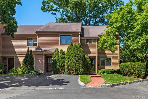 219 Treetop Crescent Lane, Rye Town, NY, 10573 | Card Image