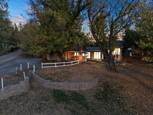 6606 E Wagner Rd, Spokane, WA, 99223-9243 | Card Image