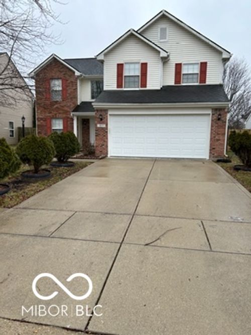 9677 Fireside Ln, Fishers, IN, 46038-8369 | Card Image