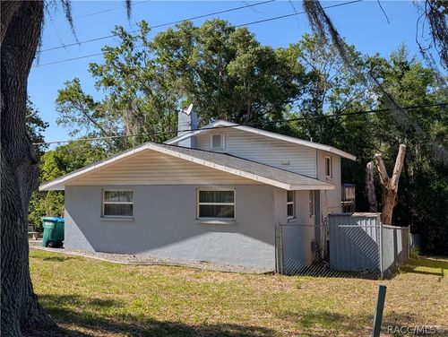 3585 W Hilltop Ln, DUNNELLON, FL, 34433-2351 | Card Image