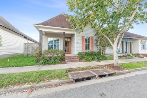 115 Deysbrook Ln, Youngsville, LA, 70592-5768 | Card Image