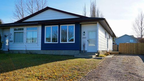 4907 53 Ave, Kitscoty, AB, T0B2P0 | Card Image