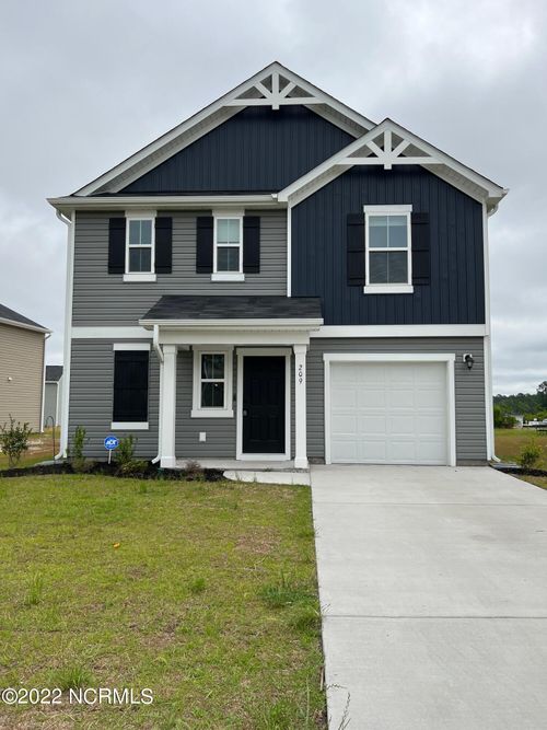 209 New Home Pl, Holly Ridge, NC, 28445-5403 | Card Image