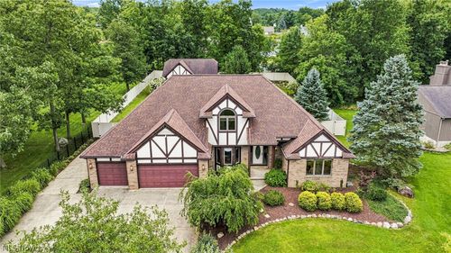 10160 Hobby Horse Ln, Concord Township, OH, 44060-6826 | Card Image