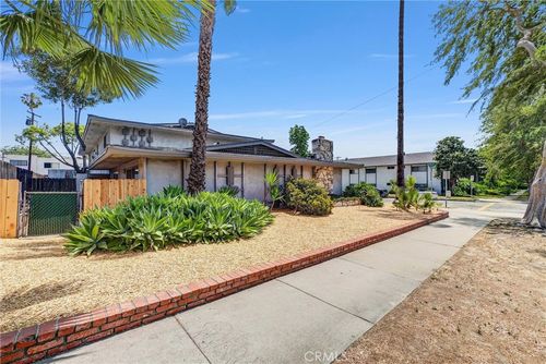 357 Amber Ct, Upland, CA, 91786-3811 | Card Image