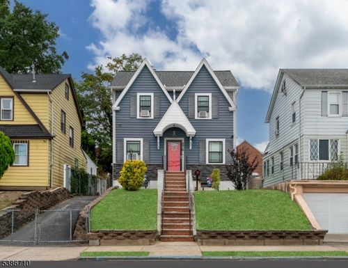 276 E 26th St, Paterson, NJ, 07514-1705 | Card Image