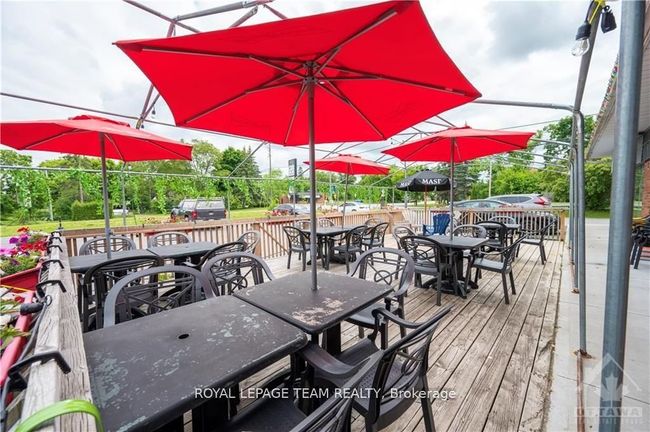 2858 Munster Rd, Home with 0 bedrooms, 0 bathrooms and null parking in Munster ON | Image 4