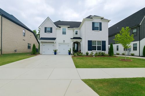 3274 Sassafras Ln, Thompsons Station, TN, 37179-6310 | Card Image