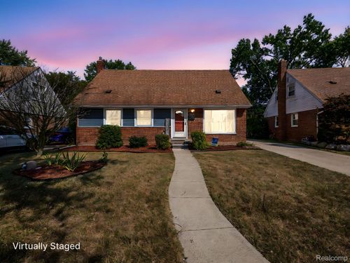 16287 Windermere Cir, Southgate, MI, 48195-2141 | Card Image