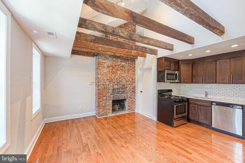 apt-3-608 S 3rd St, PHILADELPHIA, PA, 19147-2352 | Card Image