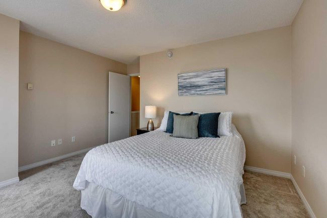 1 - 21 Mckenzie Towne Gate Se, Home with 2 bedrooms, 1 bathrooms and 1 parking in Calgary AB | Image 16