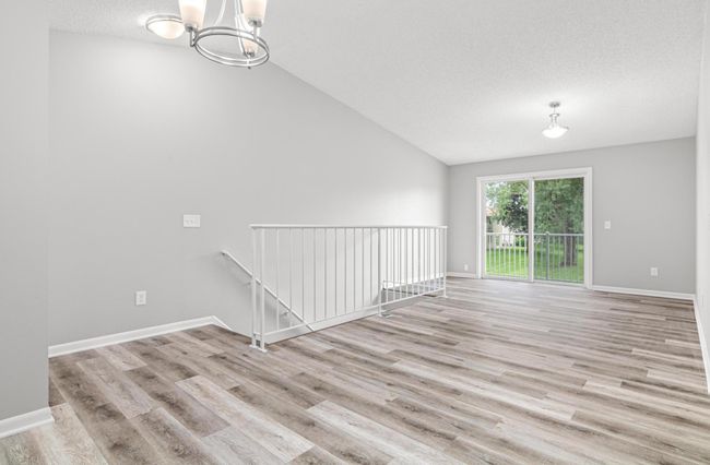 Dining & Living Room | Image 12