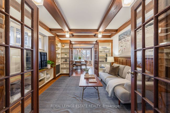 121 Pine Glen Rd, House other with 4 bedrooms, 3 bathrooms and 1 parking in Toronto ON | Image 8