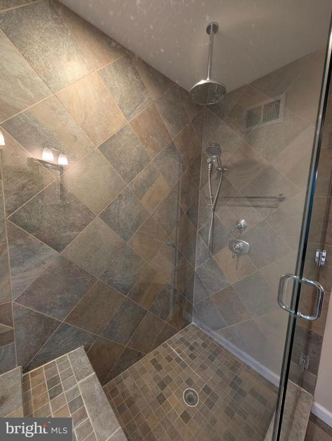 11901 Paradise Ln, House other with 4 bedrooms, 5 bathrooms and null parking in Oak Hill VA | Image 54