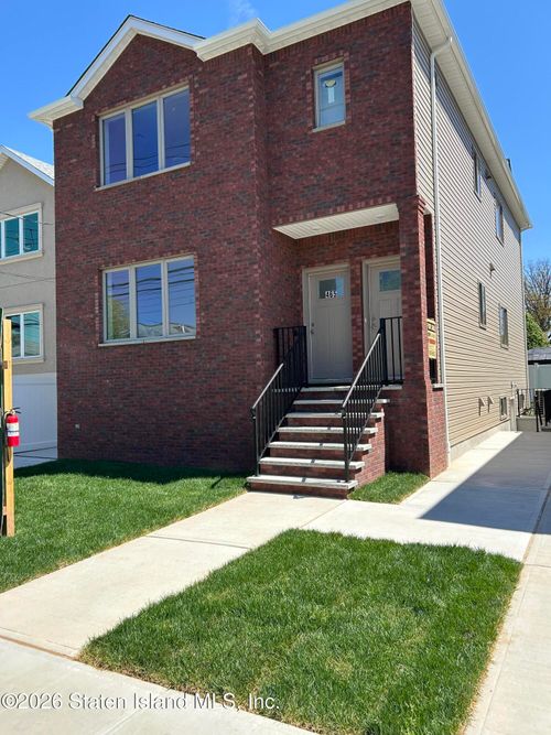 465 Stewart Ave, Staten Island, NY, 10314-1937 | Card Image