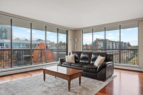 801-114 W Keith Rd, North Vancouver, BC, V7M | Card Image