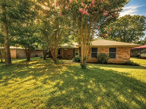 107 Lake Dr, Palestine, TX, 75803-5721 | Card Image