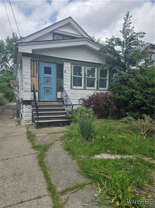 594 Lasalle Ave, Buffalo, NY, 14215-1248 | Card Image