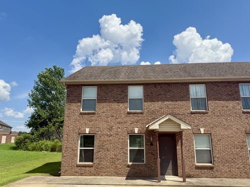 a-1705 Manning Dr, Clarksville, TN, 37042-7975 | Card Image