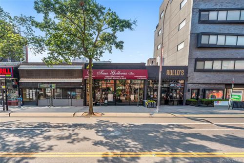 562 5th Ave, New York, NY, 10036-4809 | Card Image