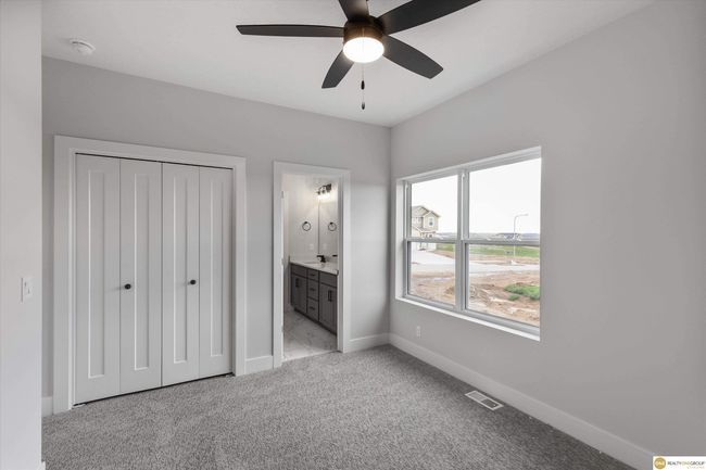10901 N 161 St St, House other with 5 bedrooms, 4 bathrooms and 3 parking in Bennington NE | Image 25