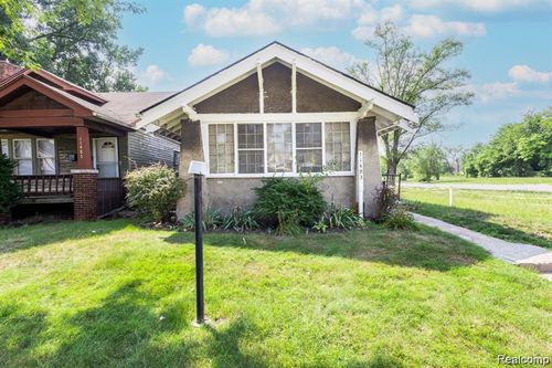 11493 Wisconsin St, Detroit, MI, 48204-1969 | Card Image
