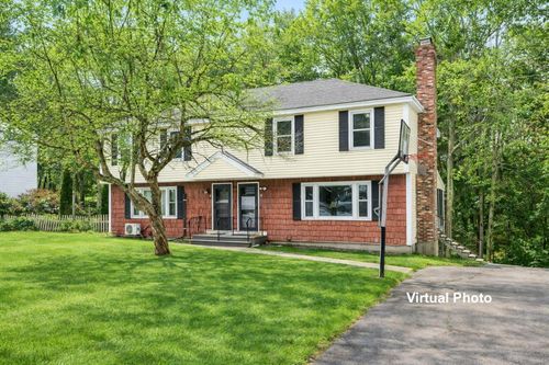 u-r-8 Blueberry Rd, Derry, NH, 03038-4300 | Card Image