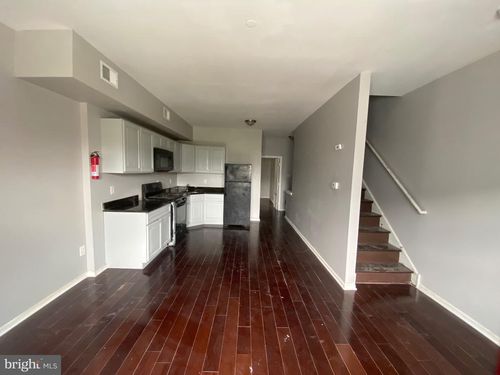2008 N 20th St, PHILADELPHIA, PA, 19121-1597 | Card Image