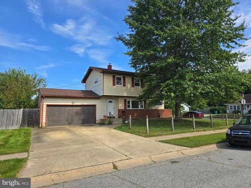 18 Pearson Dr, NEWARK, DE, 19713-2835 | Card Image