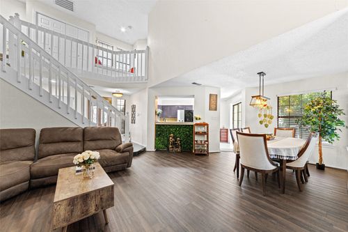 123-420 Santa Fe Trl, Irving, TX, 75063-9202 | Card Image