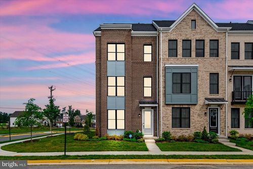 42086 Picasso Sq, BRAMBLETON, VA, 20148-6512 | Card Image