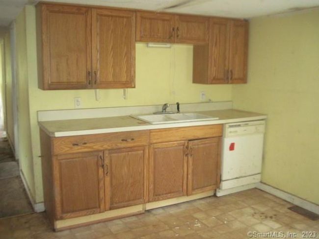 288 Cathole Rd, House other with 4 bedrooms, 1 bathrooms and 3 parking in Litchfield CT | Image 7