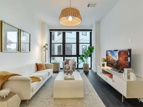 apt-334-800 Embassy Dr, Austin, TX, 78702-2764 | Card Image