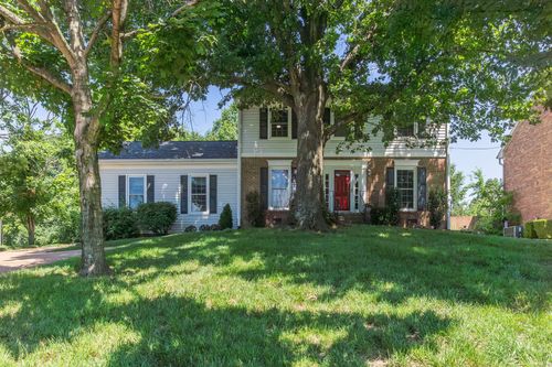 128 Devonshire Trl, Hendersonville, TN, 37075-5809 | Card Image