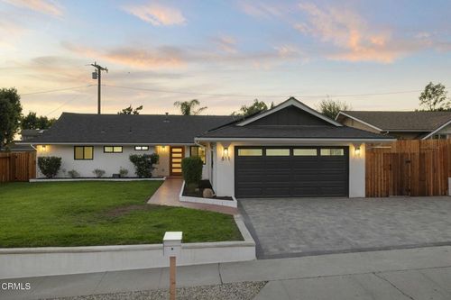 511 Beverly Cir, Camarillo, CA, 93010-2312 | Card Image