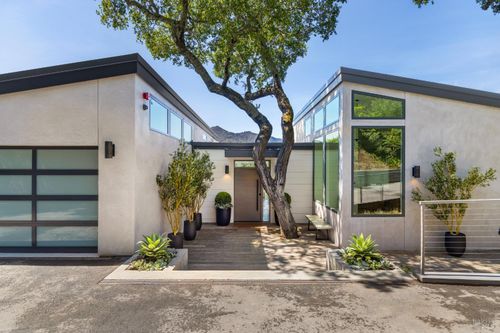 50 Makin Grade, Kentfield, CA, 94904-1081 | Card Image