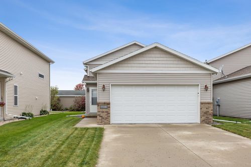 4003 9th St S, Moorhead, MN, 56560-7471 | Card Image