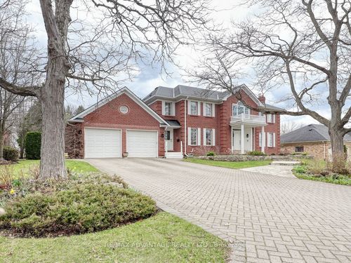110 Whiteacres Dr, London, ON, N6G4E7 | Card Image