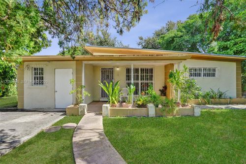 2145 Nw 124th St, Miami, FL, 33167-2033 | Card Image