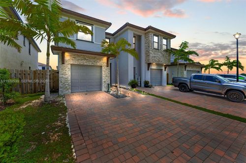 25565 Sw 109th Ave, Homestead, FL, 33032-6363 | Card Image