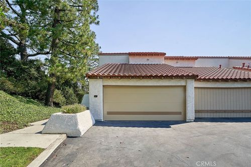 57 Seaview Dr S, Rolling Hills Estates, CA, 90274-5777 | Card Image