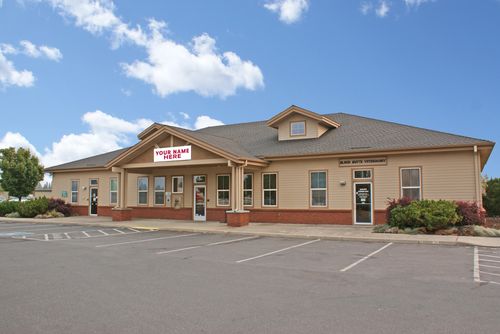 703 N Larch St, Sisters, OR, 97759-0140 | Card Image